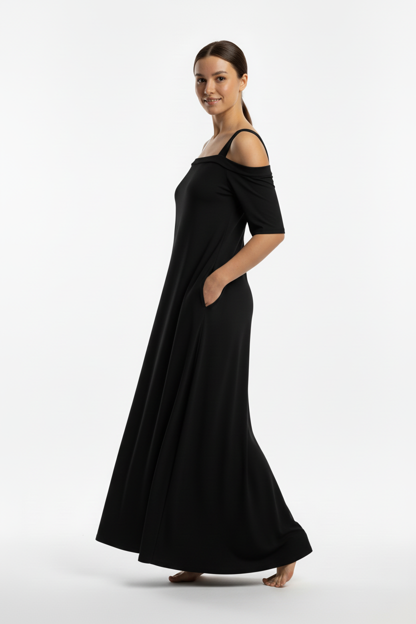Modelo de perfil con vestido negro